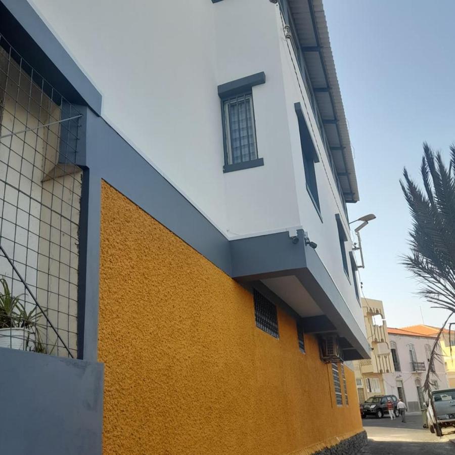 فندق A Casa Da Mizi برايا المظهر الخارجي الصورة