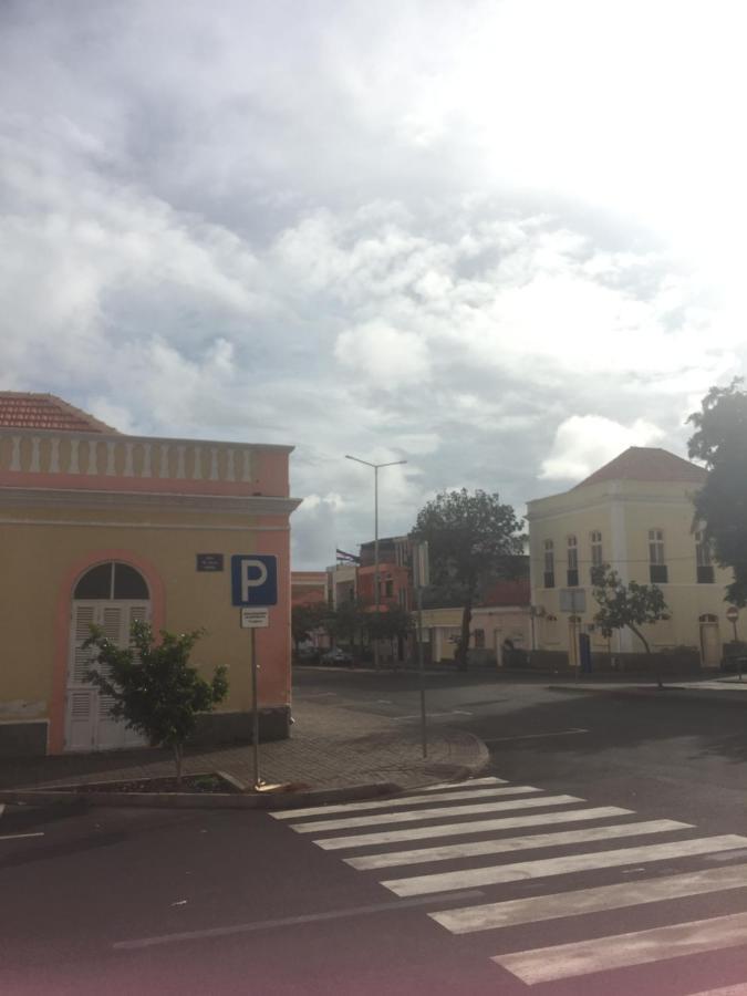 فندق A Casa Da Mizi برايا المظهر الخارجي الصورة